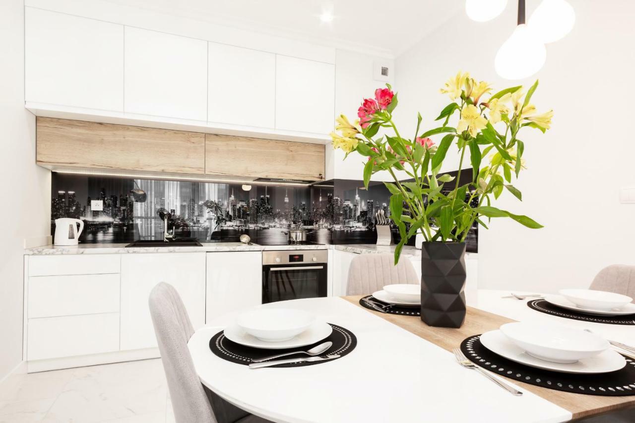 Apartments Warsaw Dzielna By Noclegi Renters المظهر الخارجي الصورة