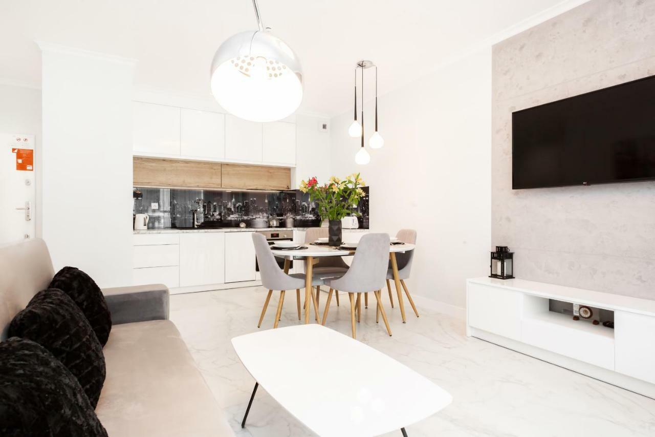 Apartments Warsaw Dzielna By Noclegi Renters المظهر الخارجي الصورة