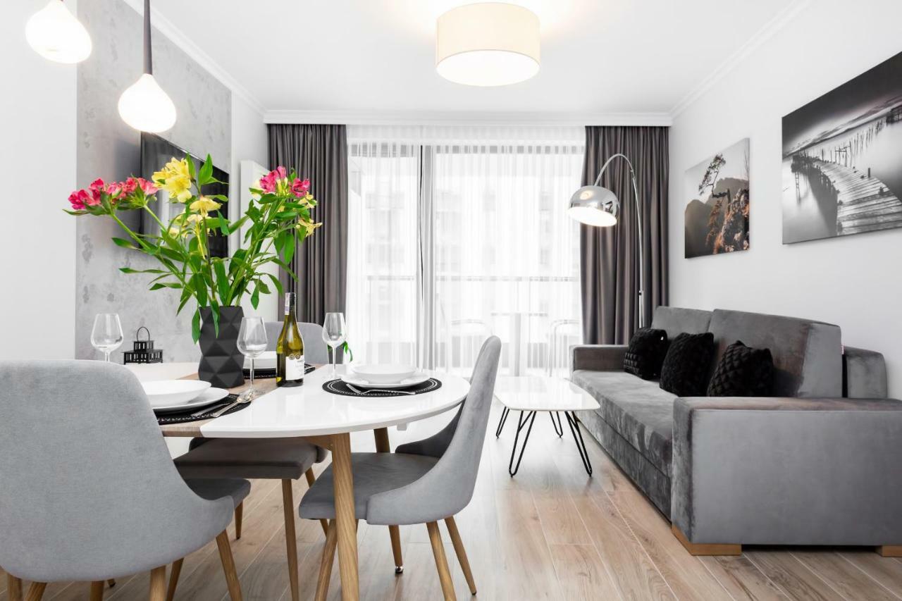 Apartments Warsaw Dzielna By Noclegi Renters المظهر الخارجي الصورة