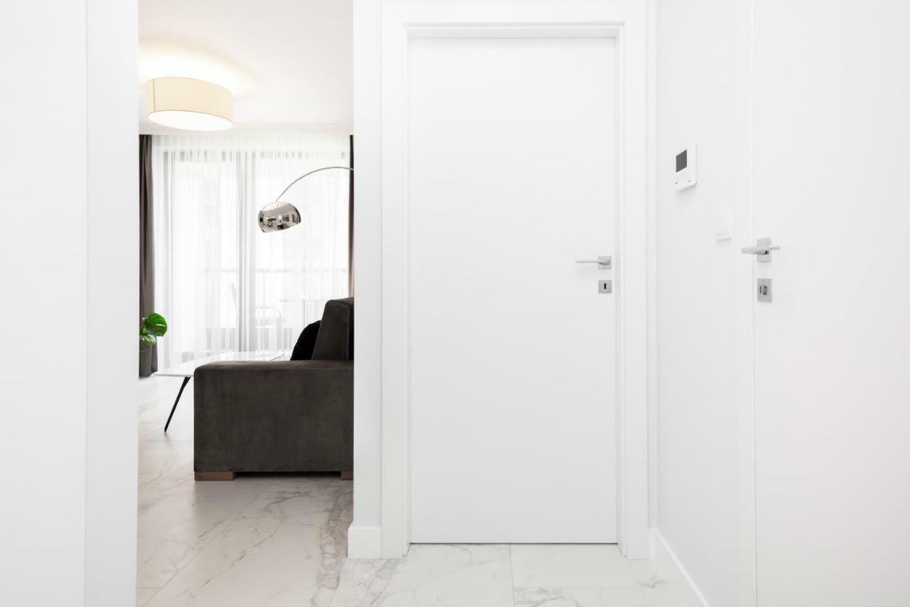 Apartments Warsaw Dzielna By Noclegi Renters المظهر الخارجي الصورة