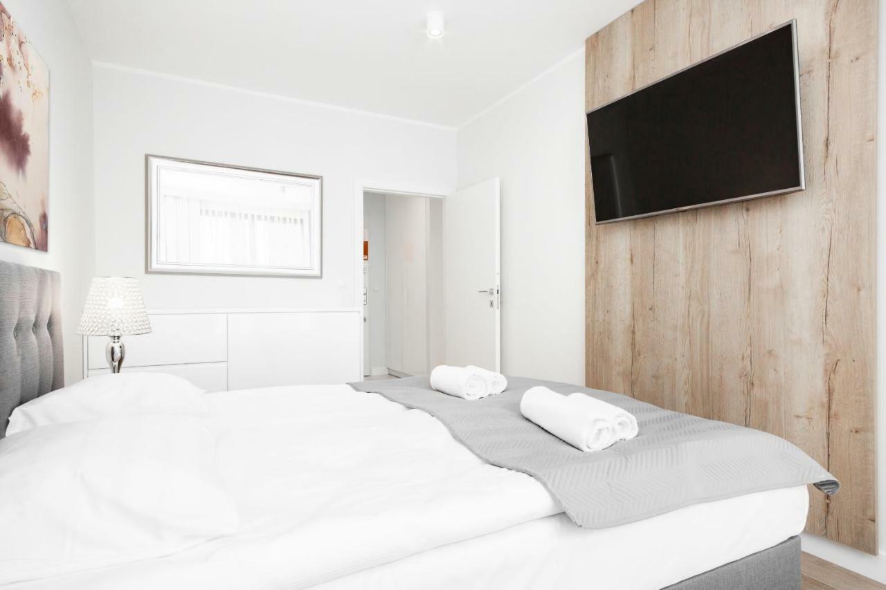 Apartments Warsaw Dzielna By Noclegi Renters المظهر الخارجي الصورة