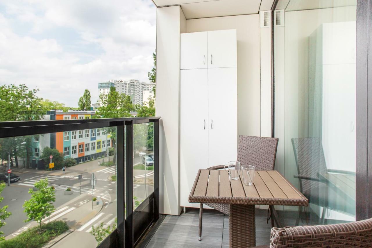 Apartments Warsaw Dzielna By Noclegi Renters المظهر الخارجي الصورة